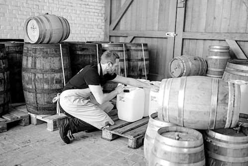 為應對醫療用品需求 比利時啤酒廠轉產醫用酒精